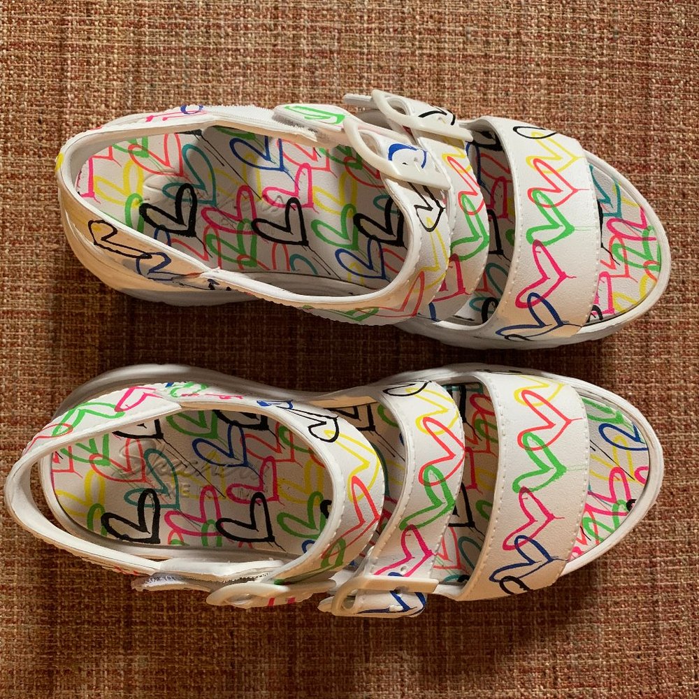 Skechers J Goldcrown D'Lites 2.0 "Heart You"  Size 8